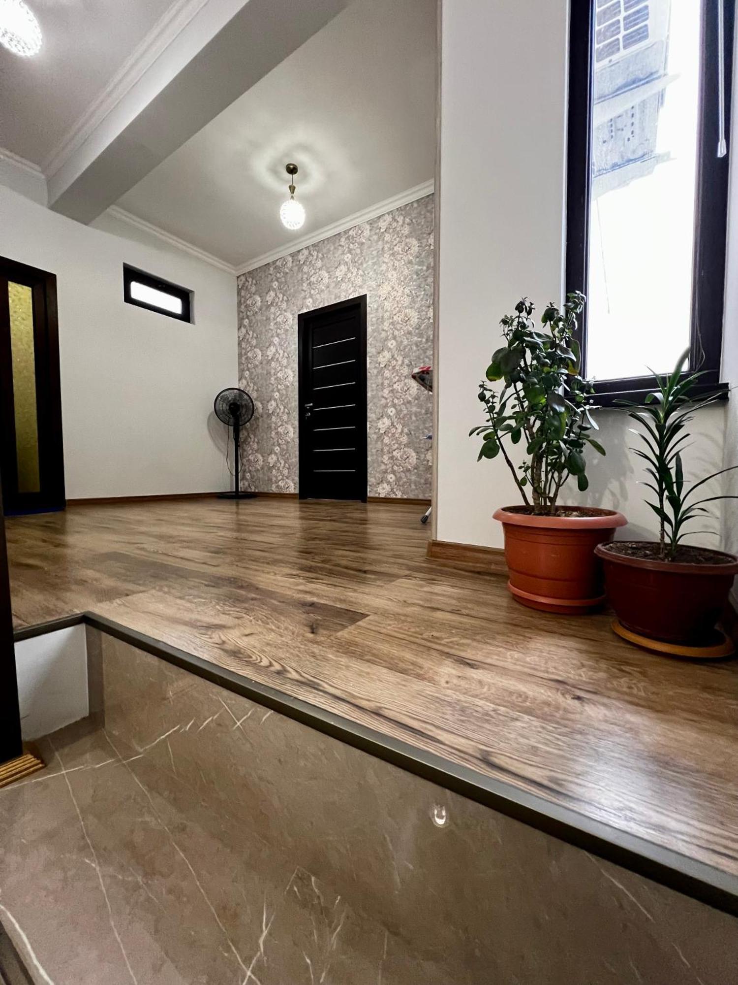 New , Comfortable 3 Bedroom House เยเรวาน ภายนอก รูปภาพ
